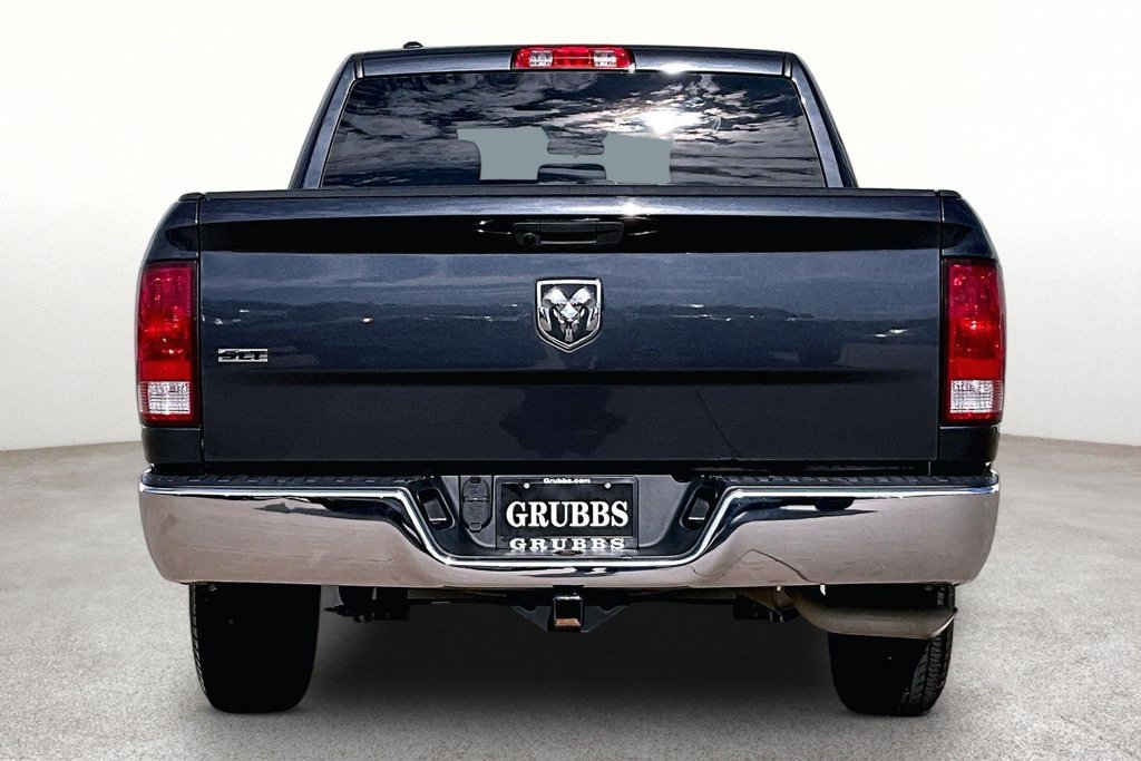 Used 2021 RAM 1500 Classic SLT RWD image 5