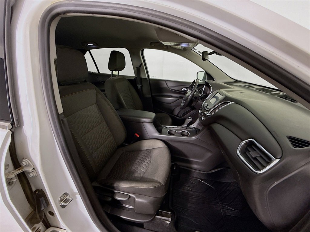 Used 2020 Chevrolet Equinox LT image 28