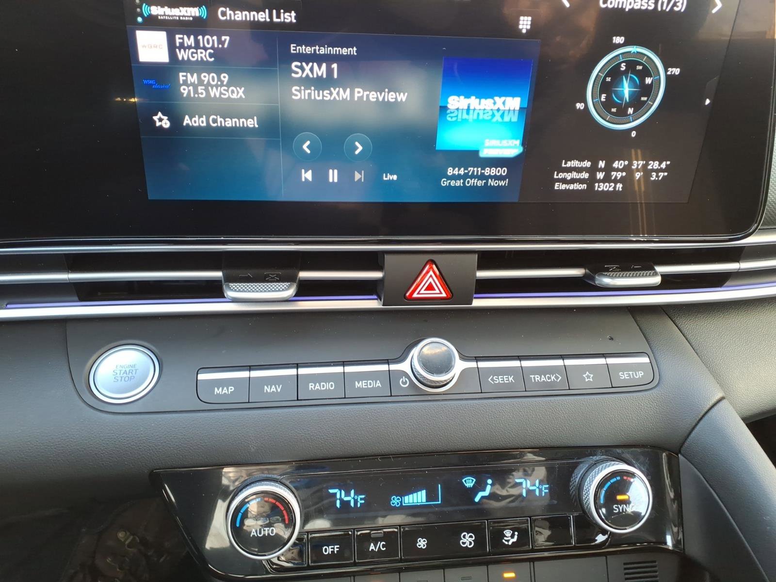 Used 2024 Hyundai Elantra SEL image 21