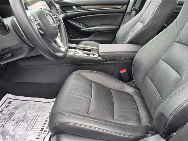 Used 2020 Honda Accord Touring image 16