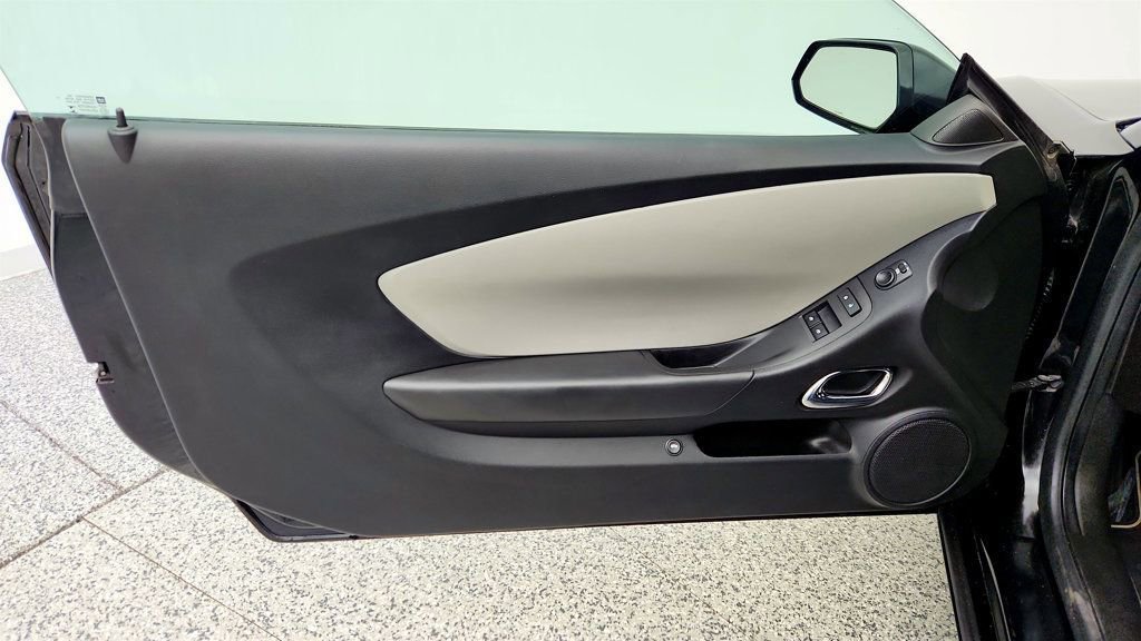 Used 2012 Chevrolet Camaro LS RWD image 10