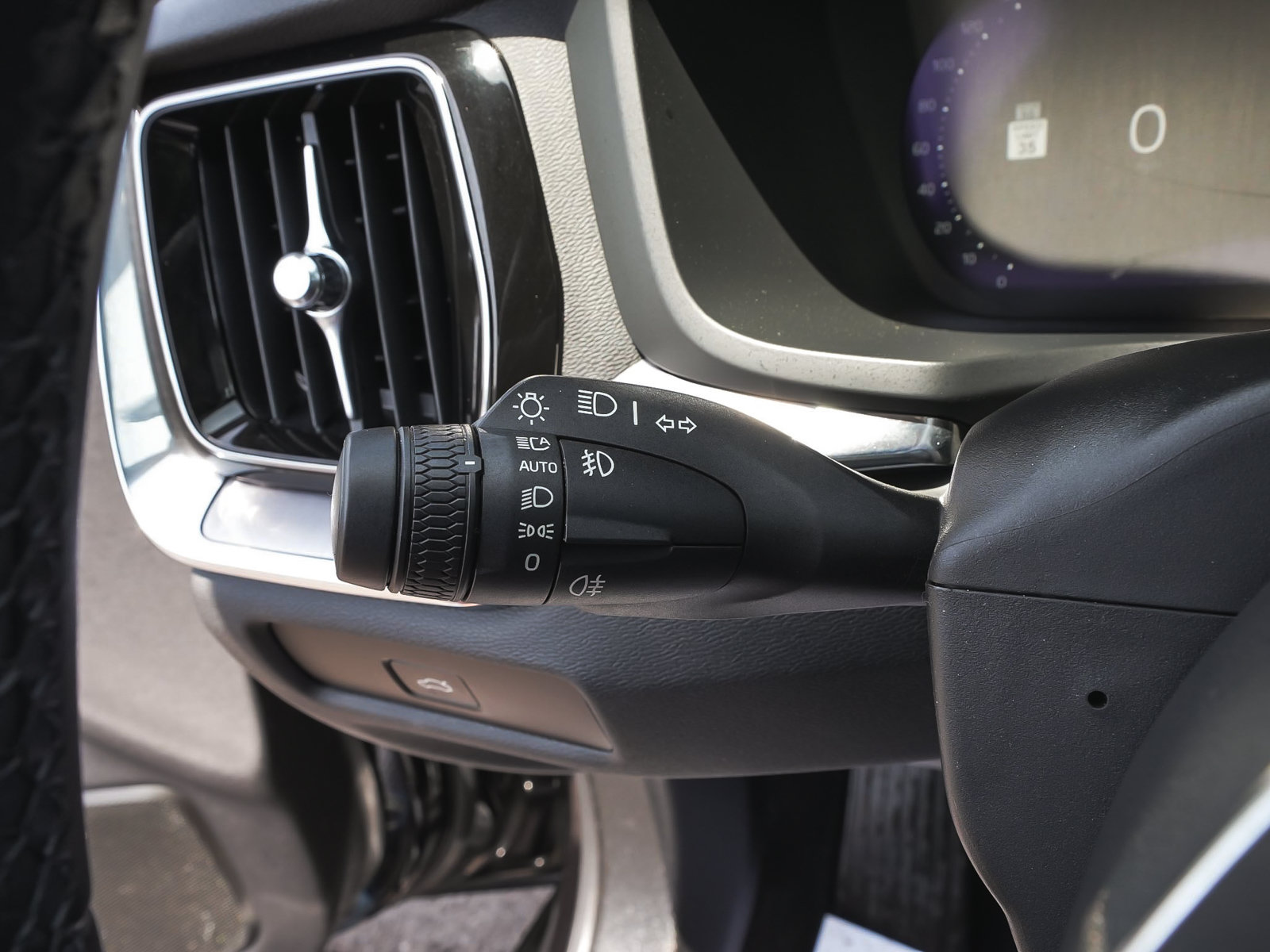 Used 2024 Volvo S60 B5 Core AWD/4WD image 20