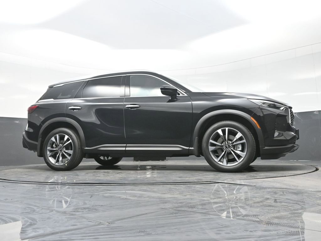 Used 2025 INFINITI QX60 Luxe w/ Cargo Package image 38
