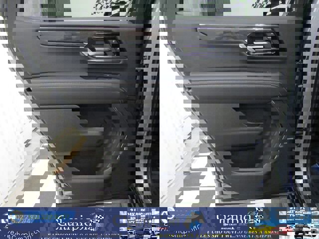 Used 2025 GMC Yukon Elevation w/ LPO, Yukon Black Package image 17