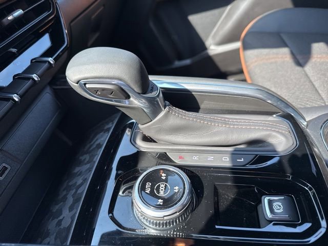 Used 2025 GMC Canyon AT4 image 19