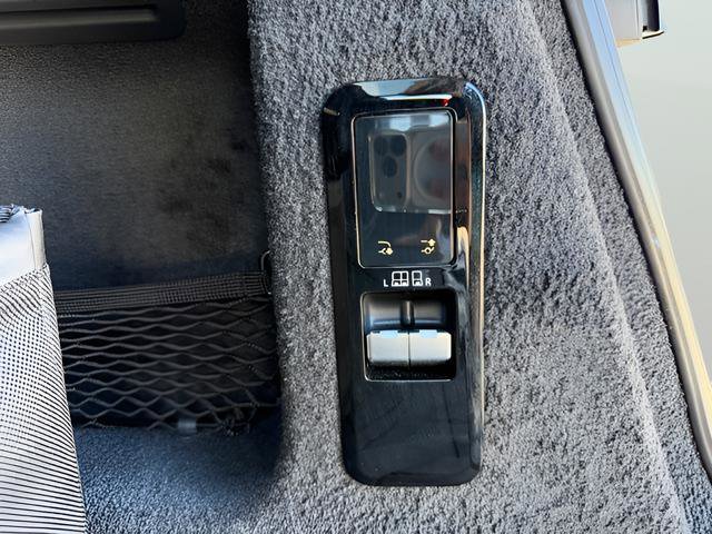 Certified 2023 Land Rover Range Rover Sport SE image 33