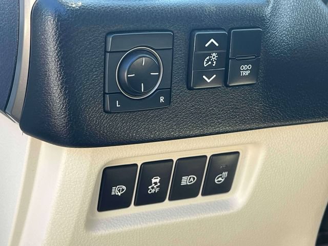 Used 2021 Lexus GX 460 Premium AWD/4WD image 25