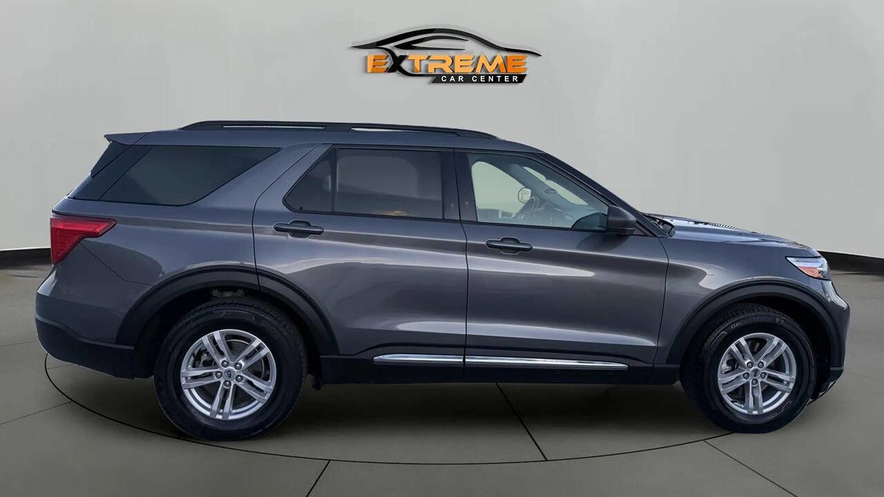 Used 2021 Ford Explorer XLT w/ Equipment Group 202A AWD/4WD image 8