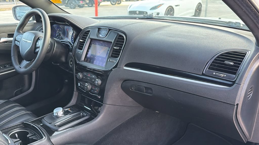 Used 2023 Chrysler 300 S RWD image 31