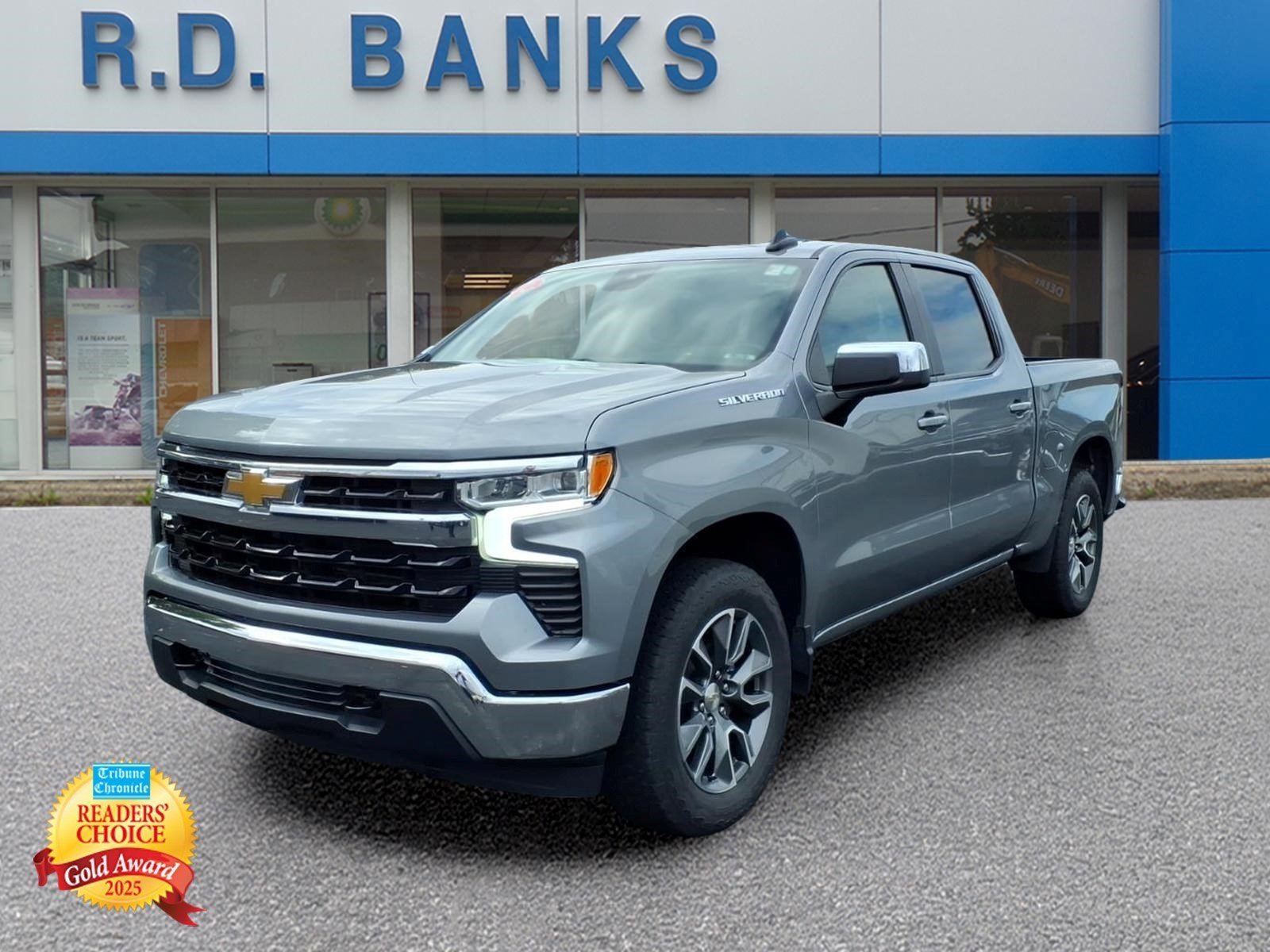 Used 2024 Chevrolet Silverado 1500 LT AWD/4WD image 1