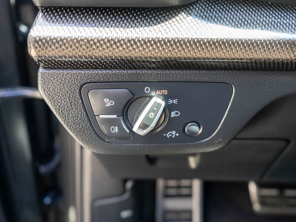 Used 2020 Audi SQ5 Premium Plus w/ Premium Plus Package AWD/4WD image 18