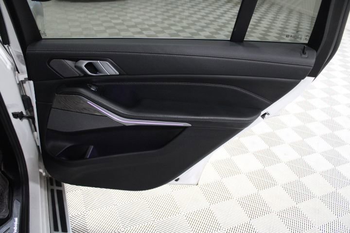 Used 2019 BMW X7 xDrive50i w/ Dynamic Handling Package image 33