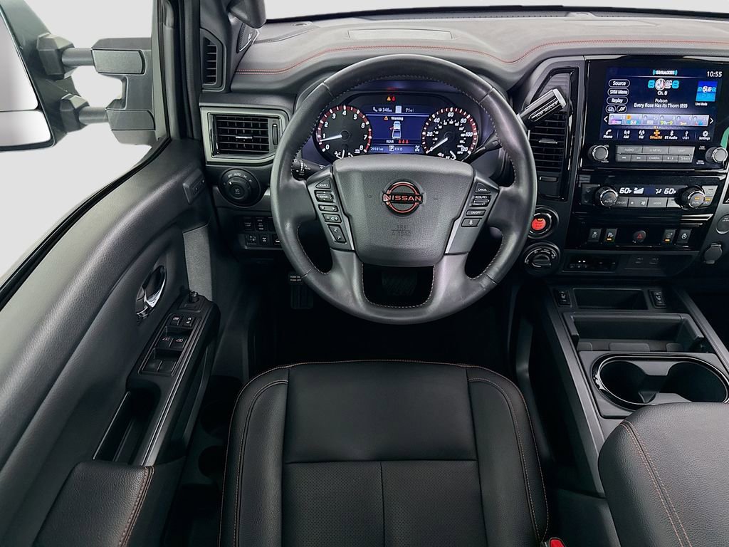 Used 2023 Nissan Titan PRO-4X w/ Pro-4x Convenience Package AWD/4WD image 10