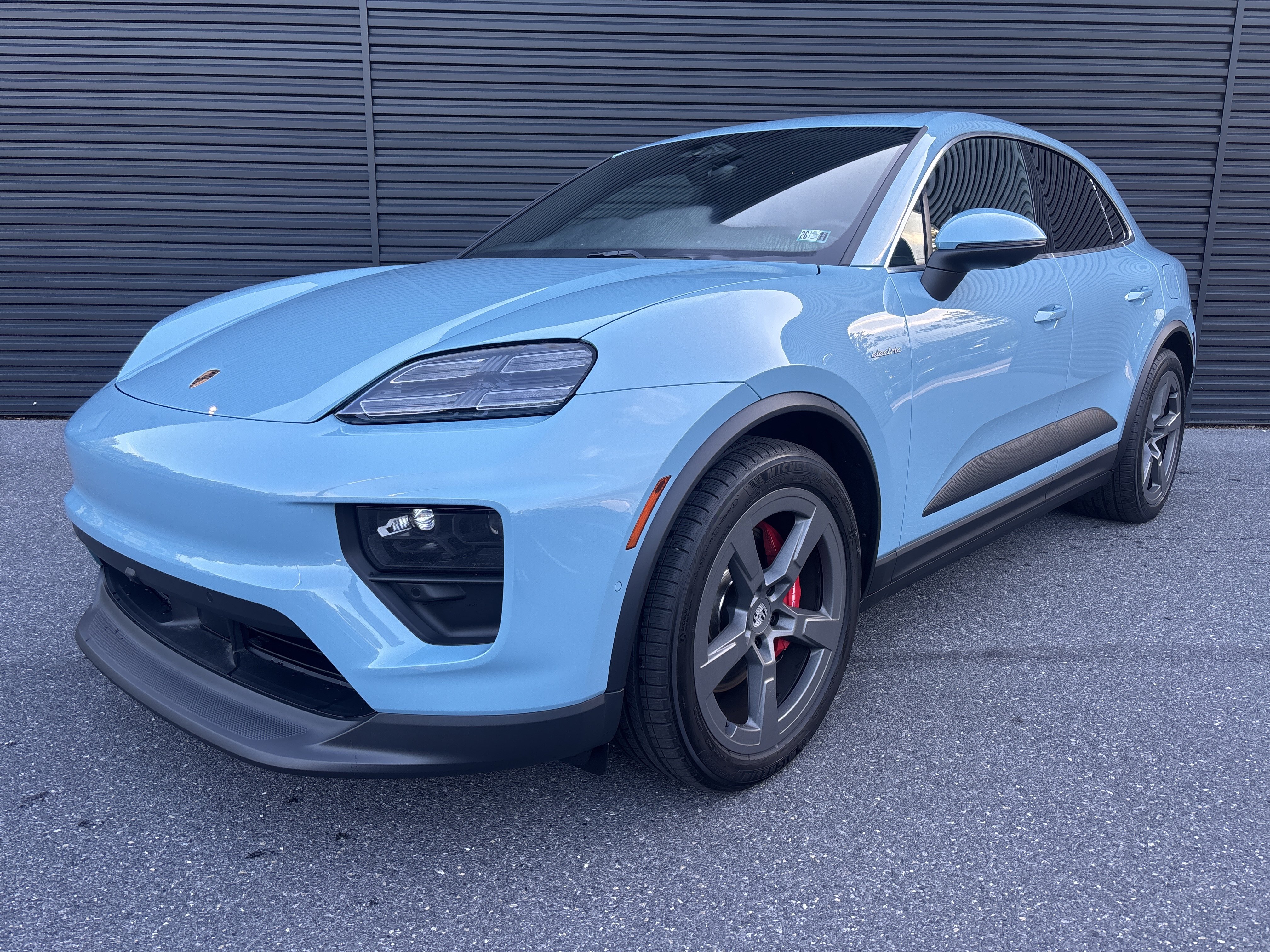 New 2025 Porsche Macan 4S Electric AWD/4WD video 1
