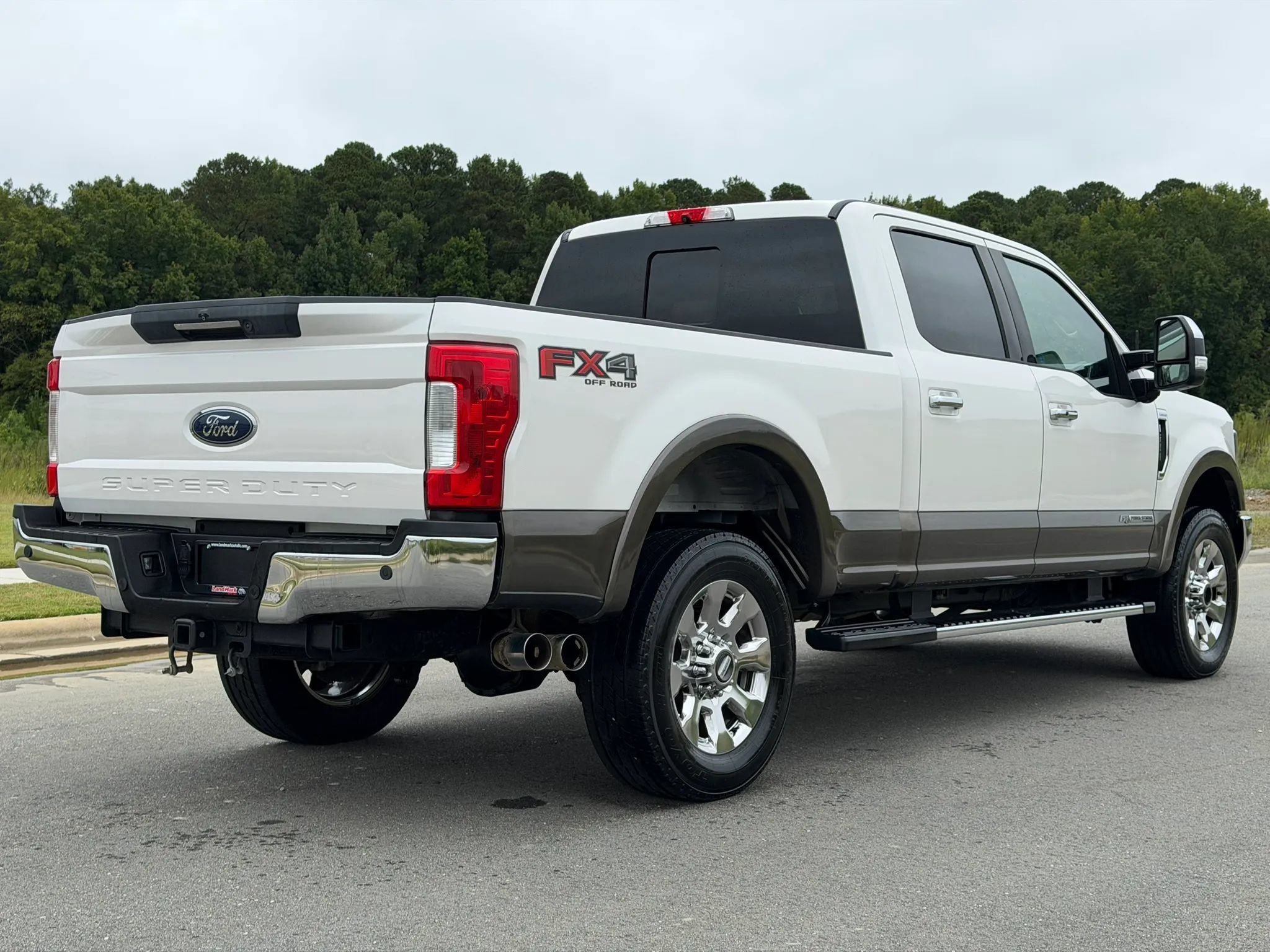 Used 2019 Ford F250 Lariat w/ Lariat Ultimate Package AWD/4WD image 5