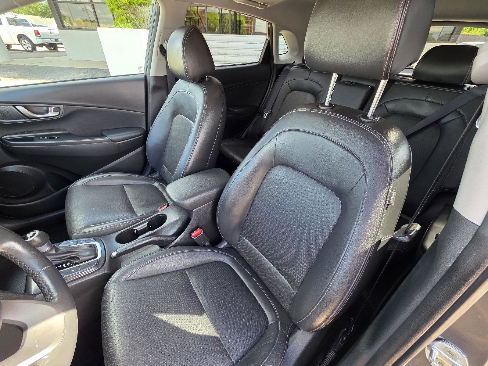 Used 2019 Hyundai Kona Limited FWD image 35