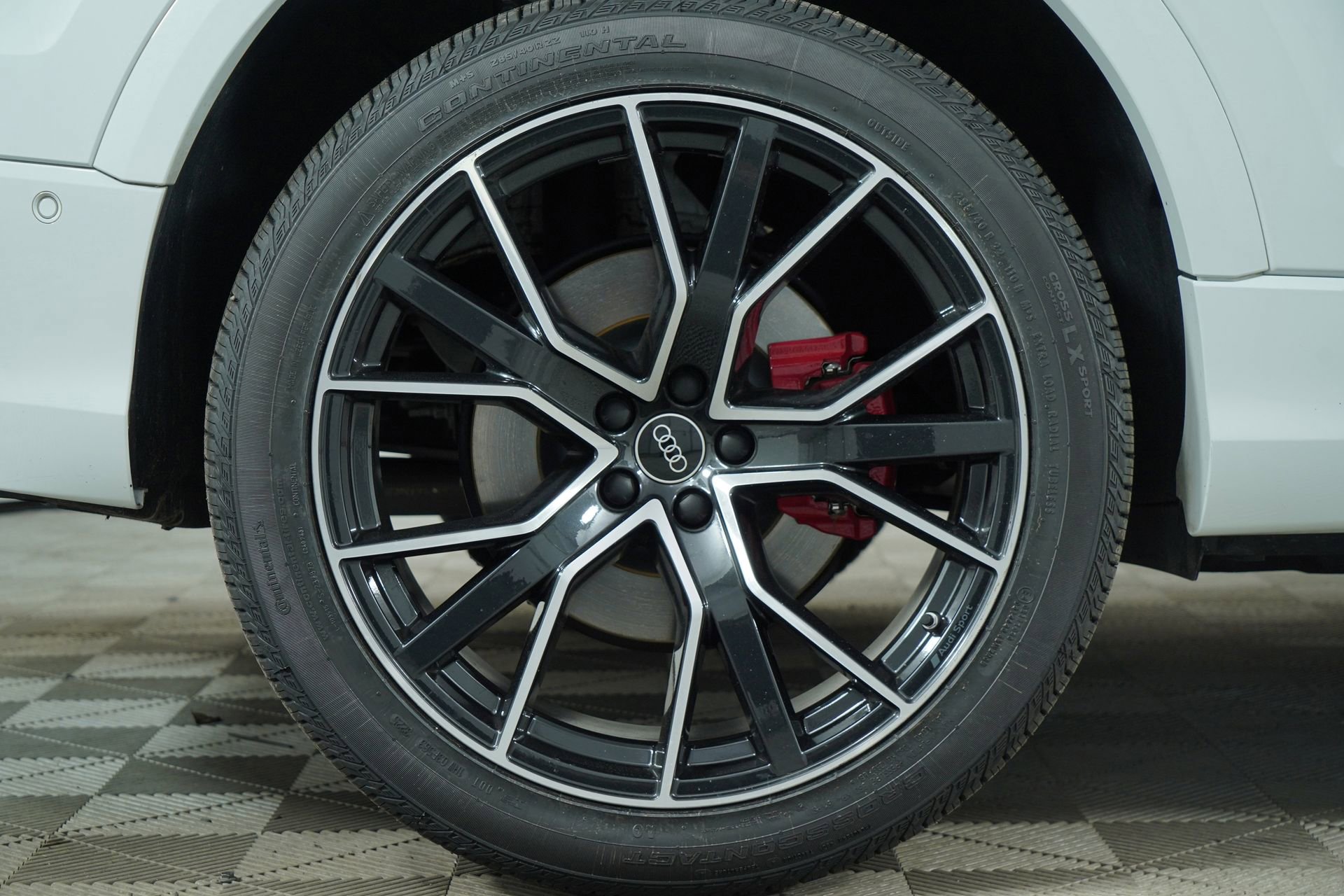 Used 2023 Audi Q8 Premium Plus image 14