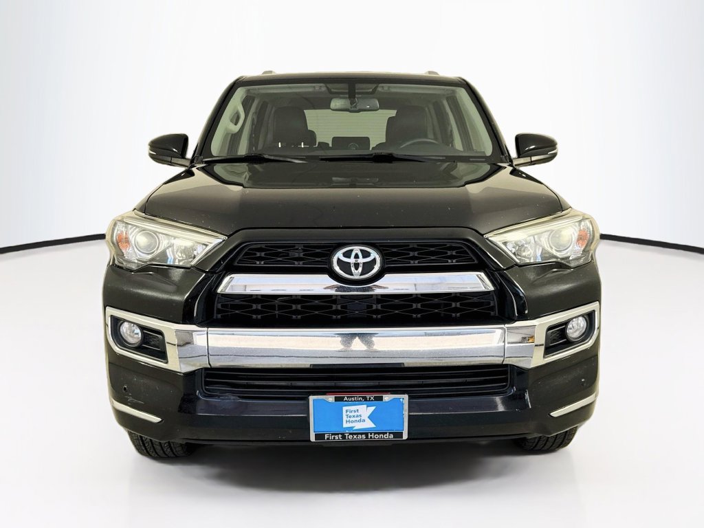 Used 2018 Toyota 4Runner Limited AWD/4WD image 2