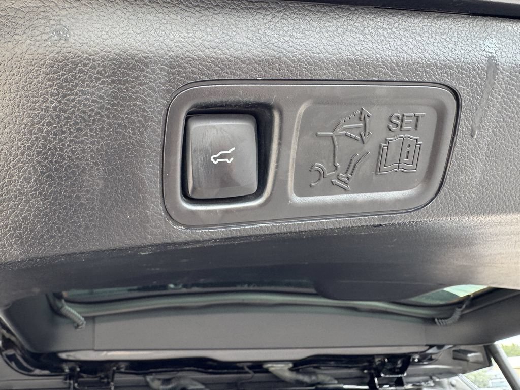 Used 2019 Ford Expedition Limited AWD/4WD image 12