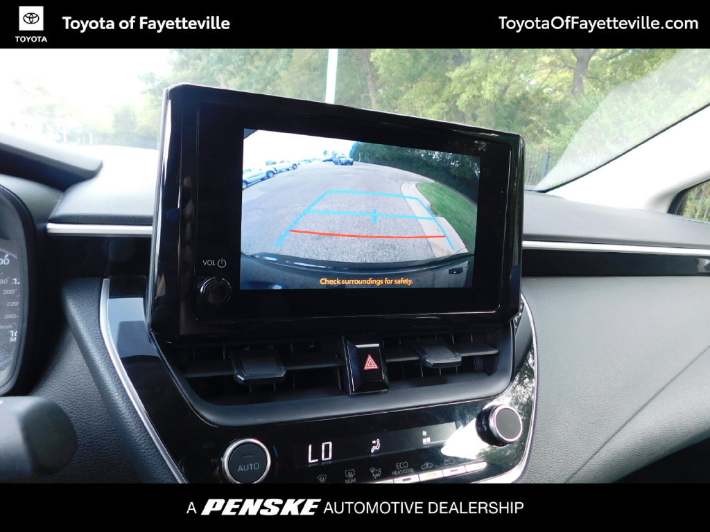 Used 2025 Toyota Corolla LE FWD image 10