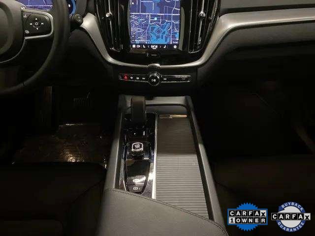 Used 2025 Volvo XC60 B5 Core image 17