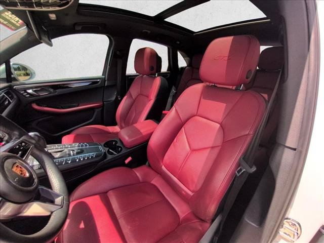 Used 2017 Porsche Macan GTS AWD/4WD image 16