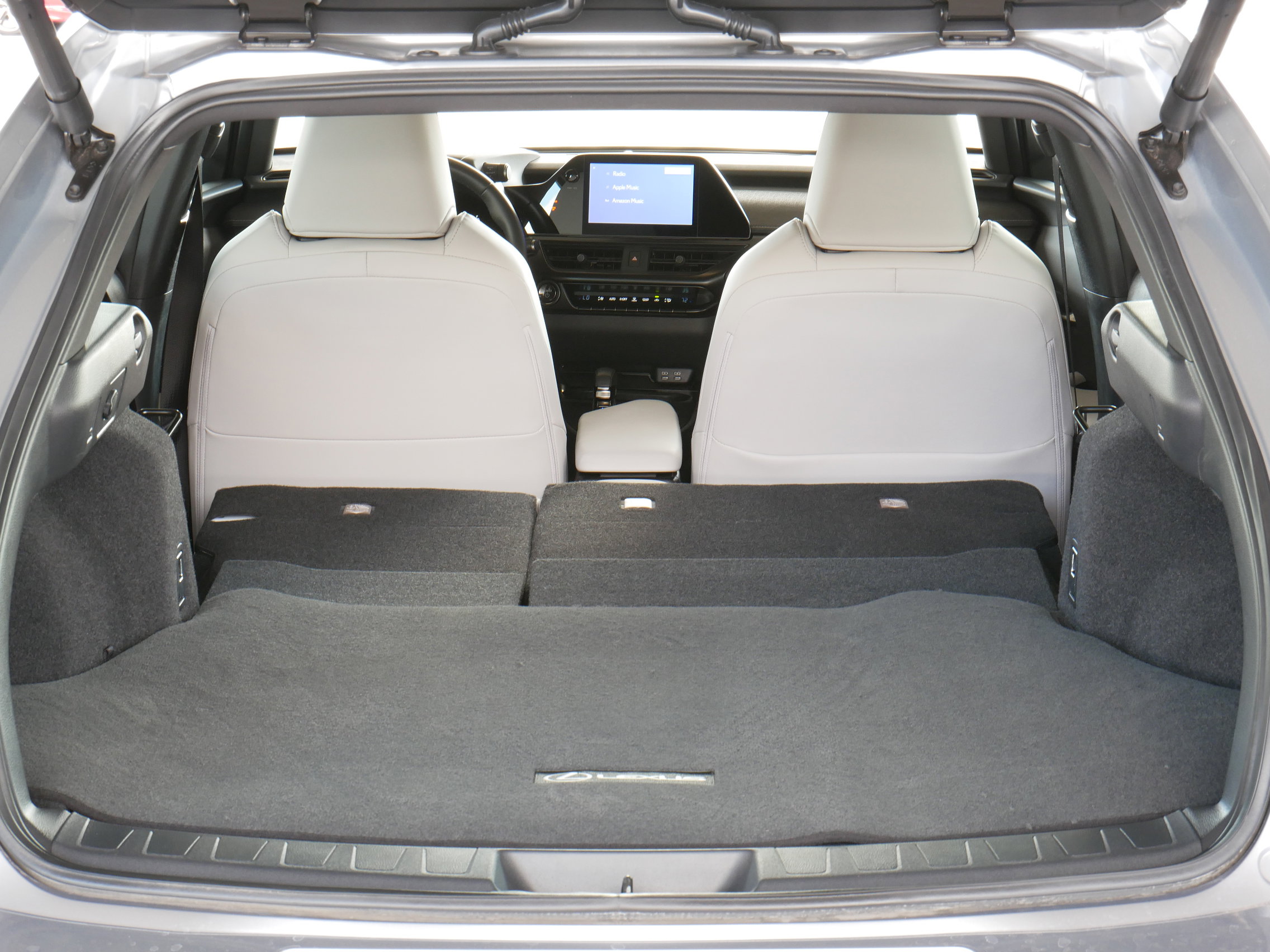 Used 2025 Lexus UX 300h FWD w/ Accessory Package (Z2) image 32