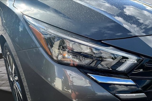 Used 2025 Nissan Versa SV w/ Trunk Package FWD image 27