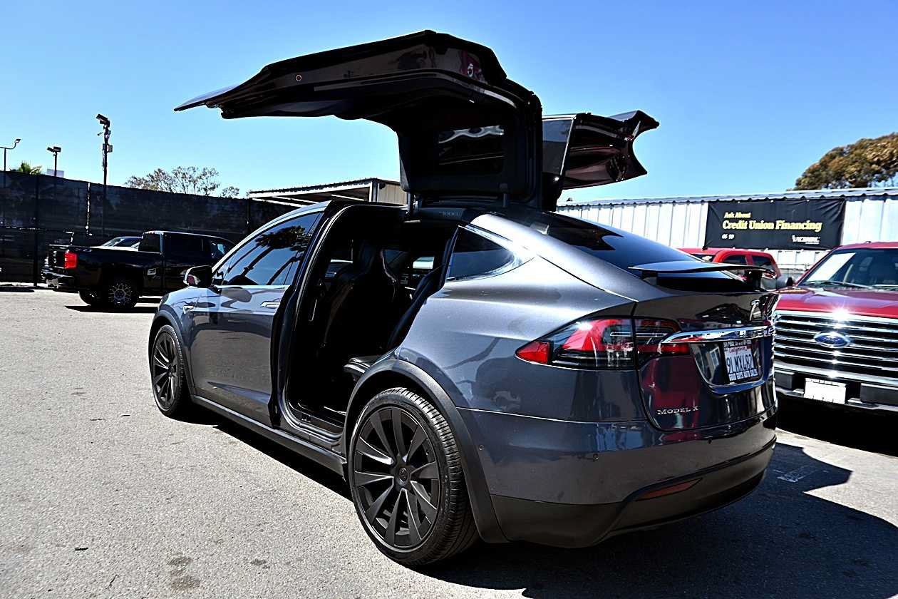 Used 2016 Tesla Model X 90D AWD/4WD image 30