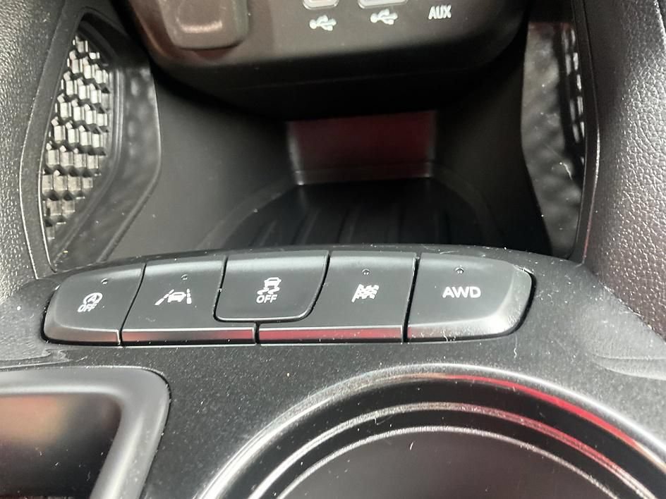 Used 2023 Chevrolet TrailBlazer LT w/ Convenience Package AWD/4WD image 24