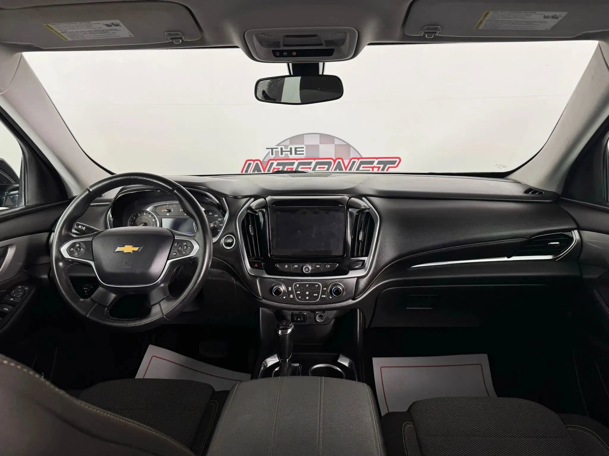 Used 2020 Chevrolet Traverse LT w/ LPO, Floor Liner Package image 11