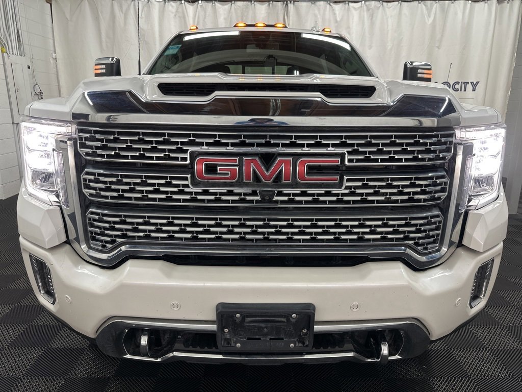 Used 2022 GMC Sierra 3500 Denali image 5