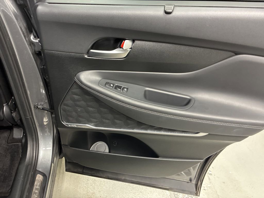 Used 2019 Hyundai Santa Fe FWD image 12