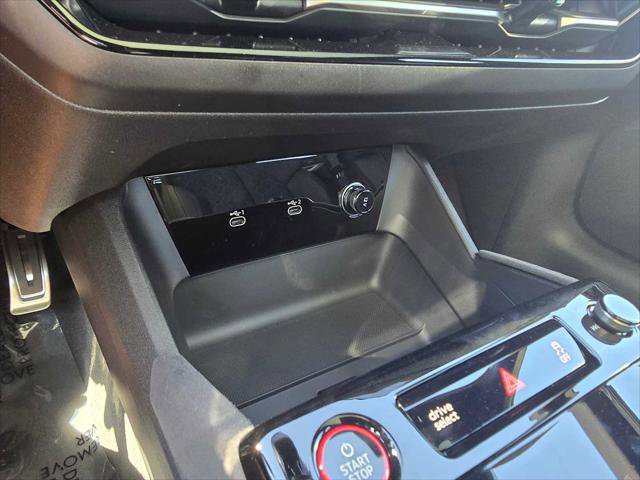 New 2025 Audi S6 e-tron Premium Plus AWD/4WD image 32