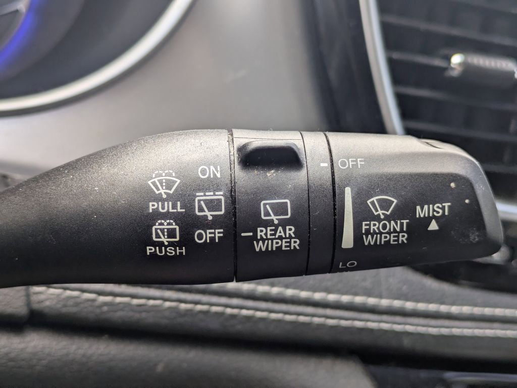 Used 2019 Chrysler Pacifica Limited w/ S Appearance Package image 28