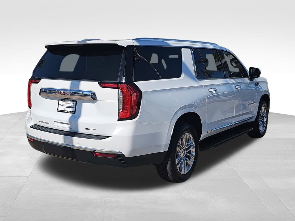 Used 2024 GMC Yukon XL SLT image 3