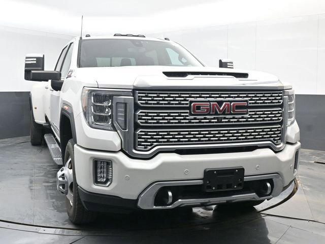 Used 2020 GMC Sierra 3500 Denali w/ Denali Ultimate Package image 3