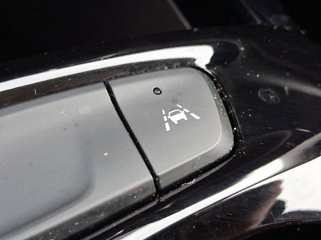 Used 2025 Chevrolet Trax ACTIV w/ Driver Confidence Package image 27