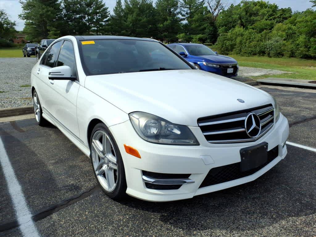 Used 2014 Mercedes-Benz C 300 4MATIC Sedan image 12