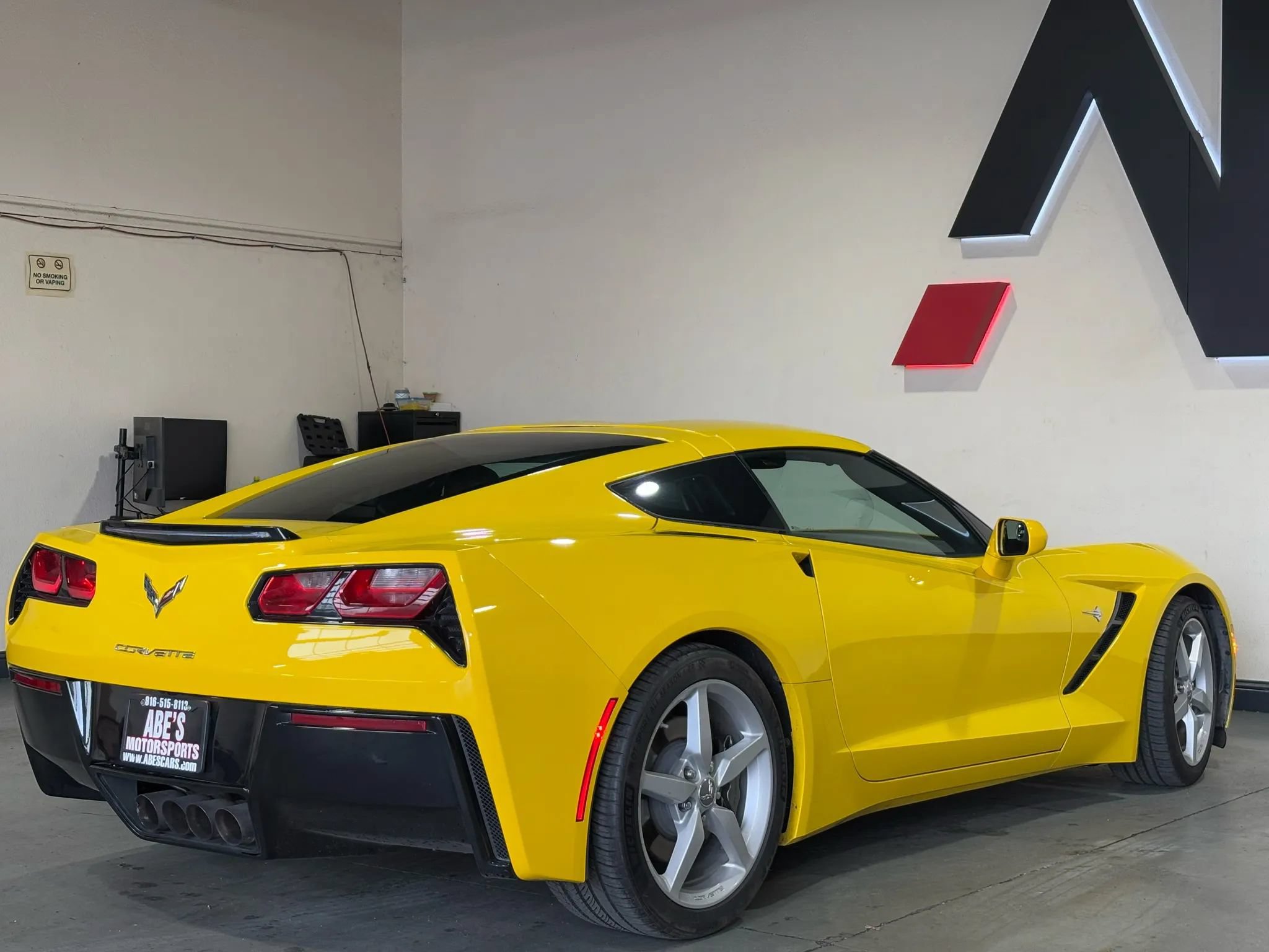 Used 2014 Chevrolet Corvette Stingray Coupe w/ 2LT Preferred Equipment Group RWD image 10