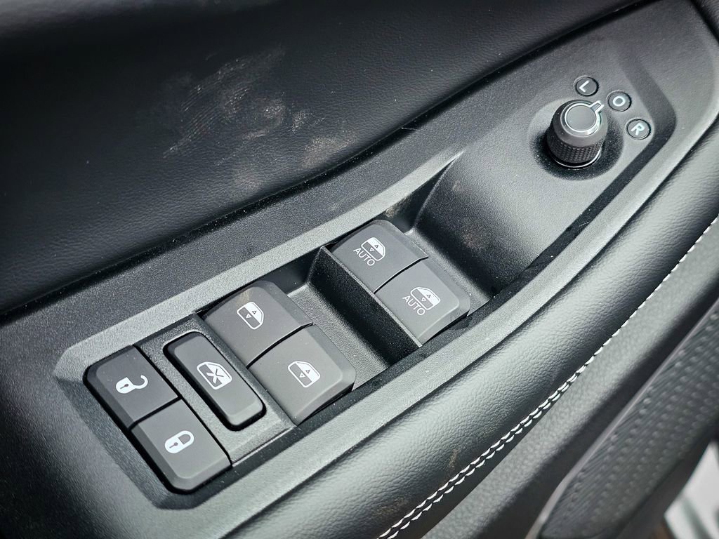 New 2026 Jeep Grand Cherokee Limited image 11