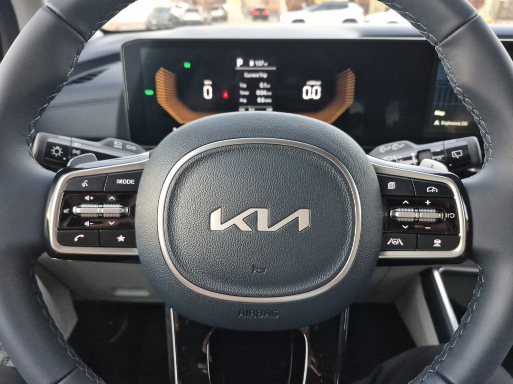 New 2026 Kia Carnival EX image 18