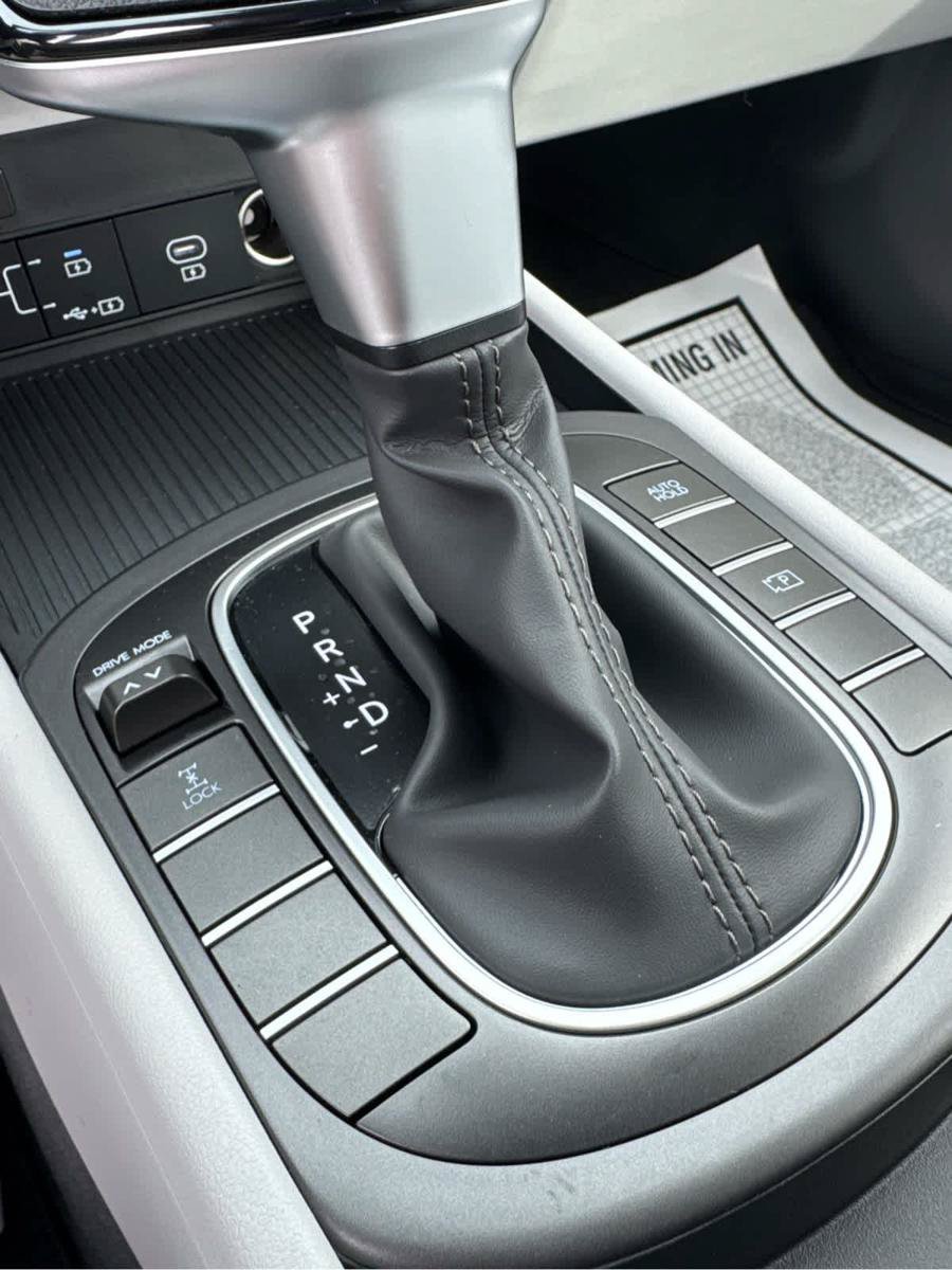 New 2027 Hyundai Kona SE AWD/4WD image 26