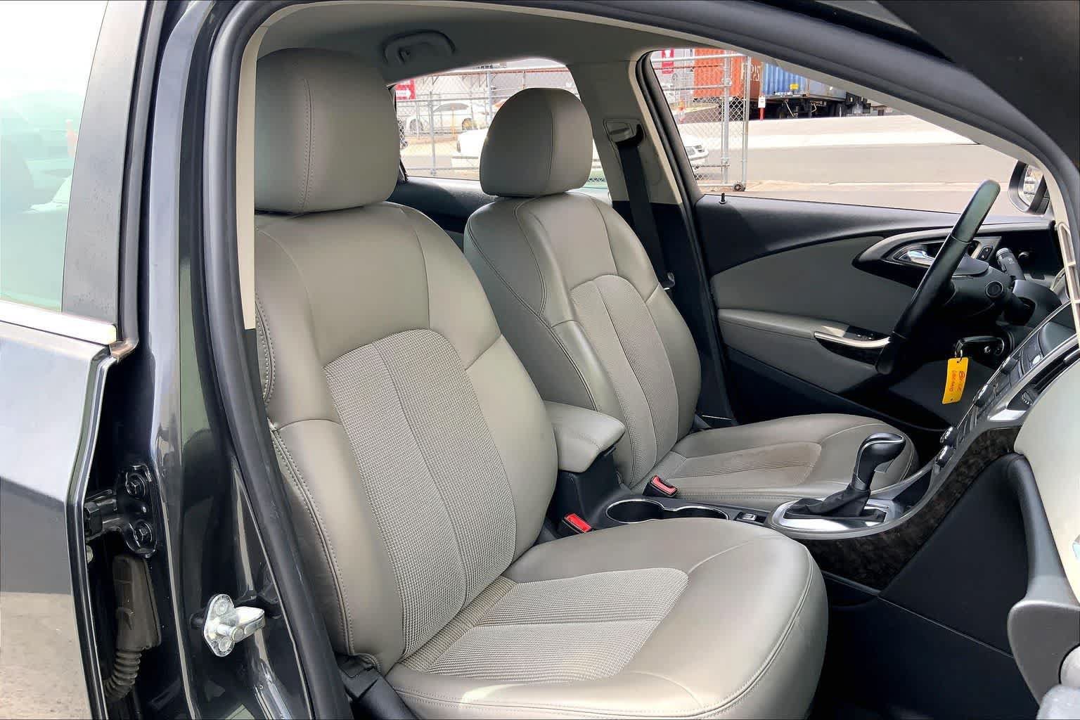 Used 2016 Buick Verano Sport Touring FWD image 13