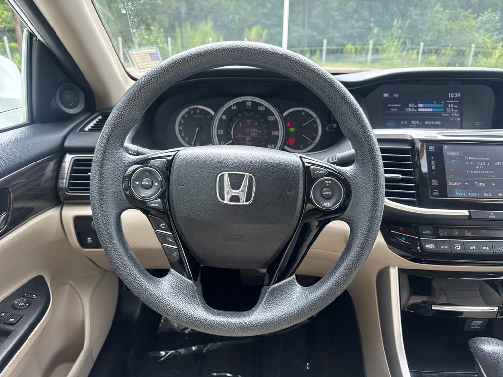 Used 2016 Honda Accord EX image 21