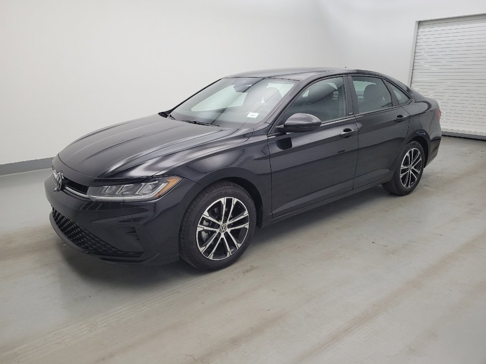 Used 2025 Volkswagen Jetta Sport FWD image 2