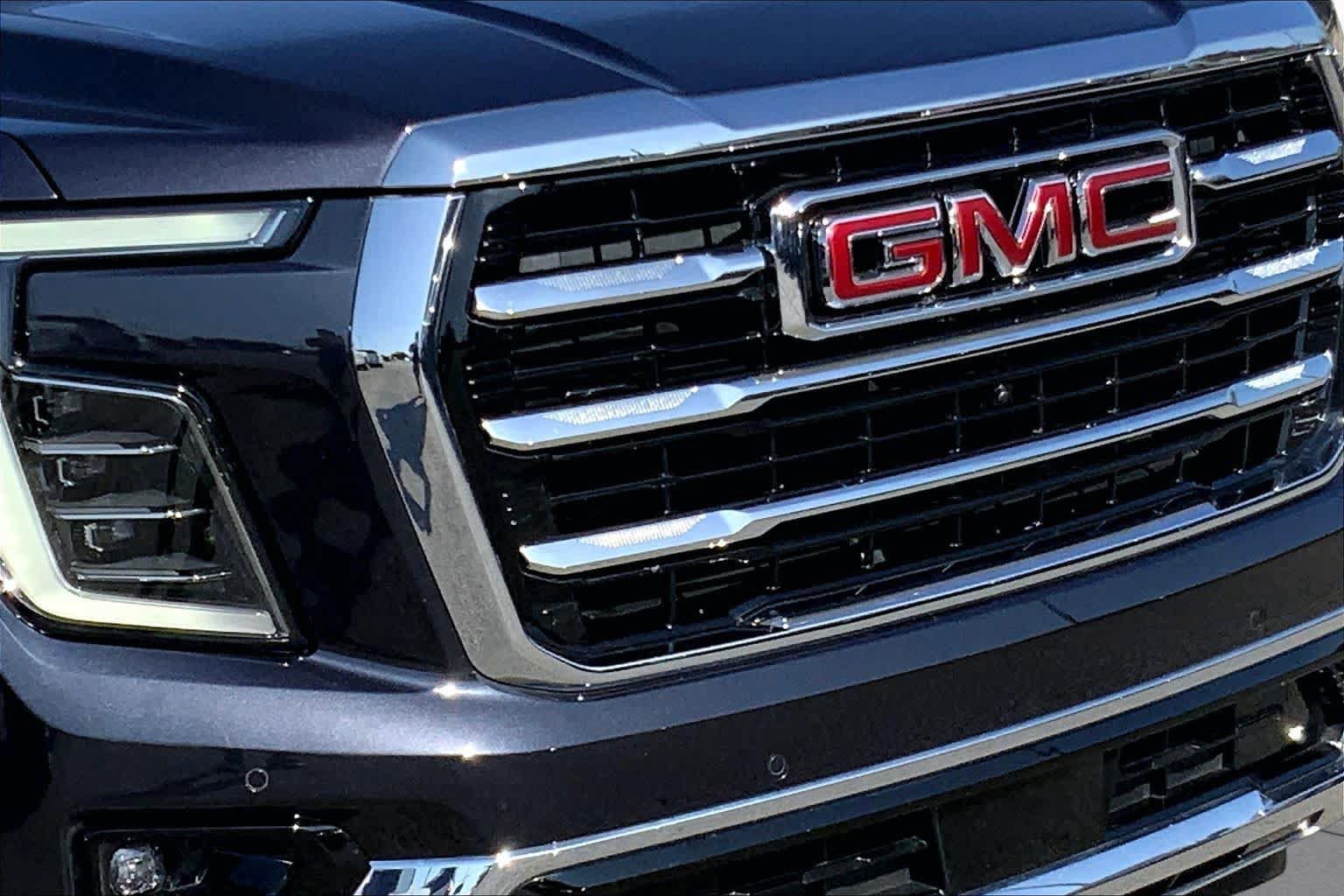 Used 2026 GMC Yukon Elevation RWD image 26