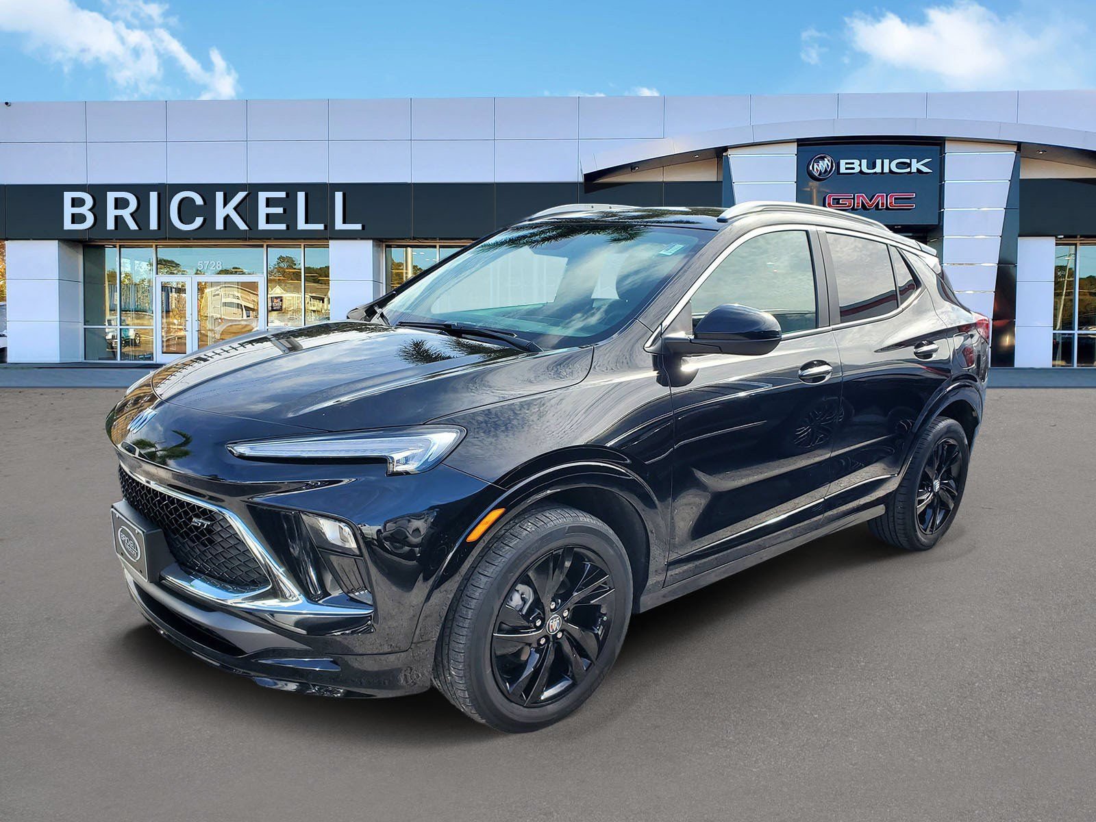 Used 2024 Buick Encore GX Sport Touring AWD/4WD image 1