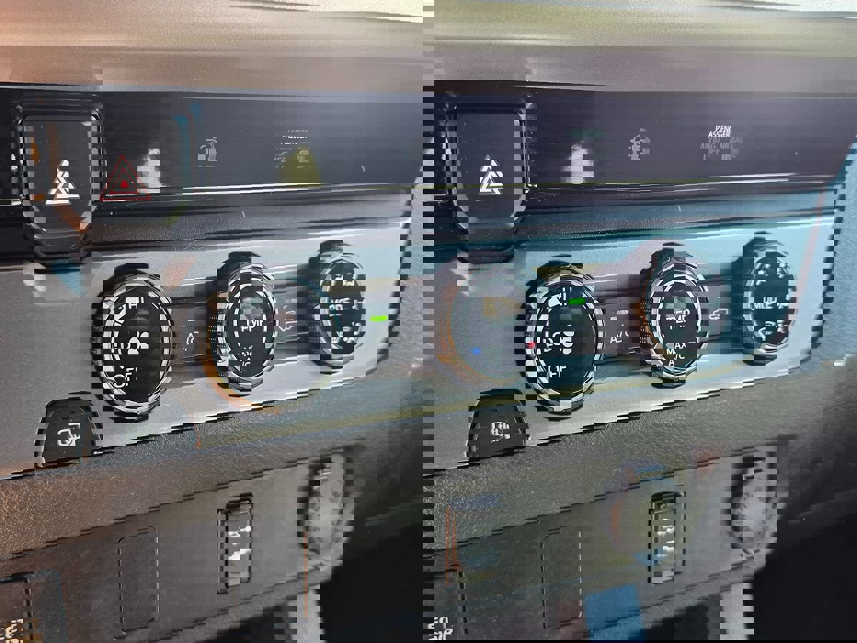 Used 2016 Toyota Tacoma SR5 RWD image 33