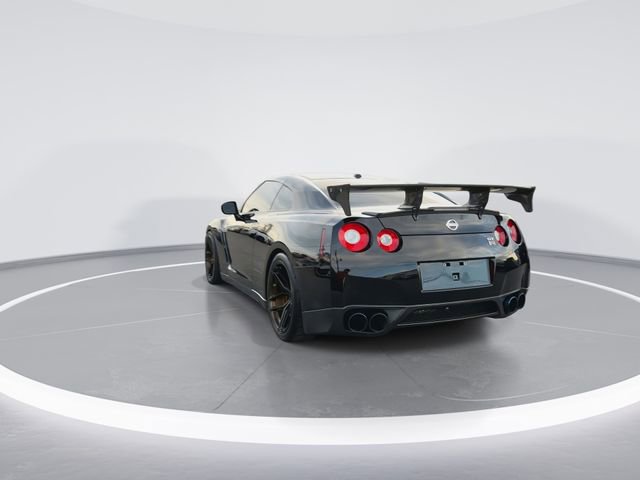 Used 2011 Nissan GT-R Premium image 6